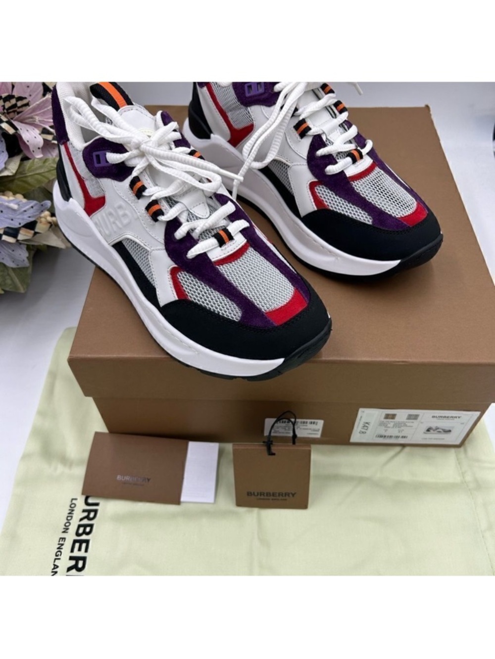 Men’s Burberry logo print trainer sneakers size 8, made in Italy - Picture 2 of 10